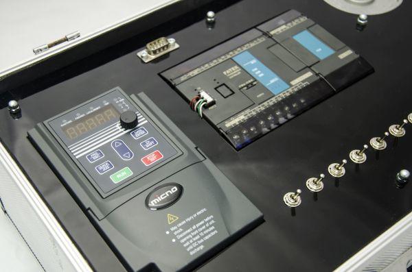 Zestaw szkoleniowy z falownikiem MICNO