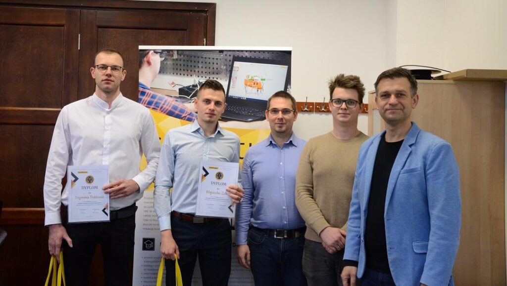 Zwycięzcy konkursu Simultus