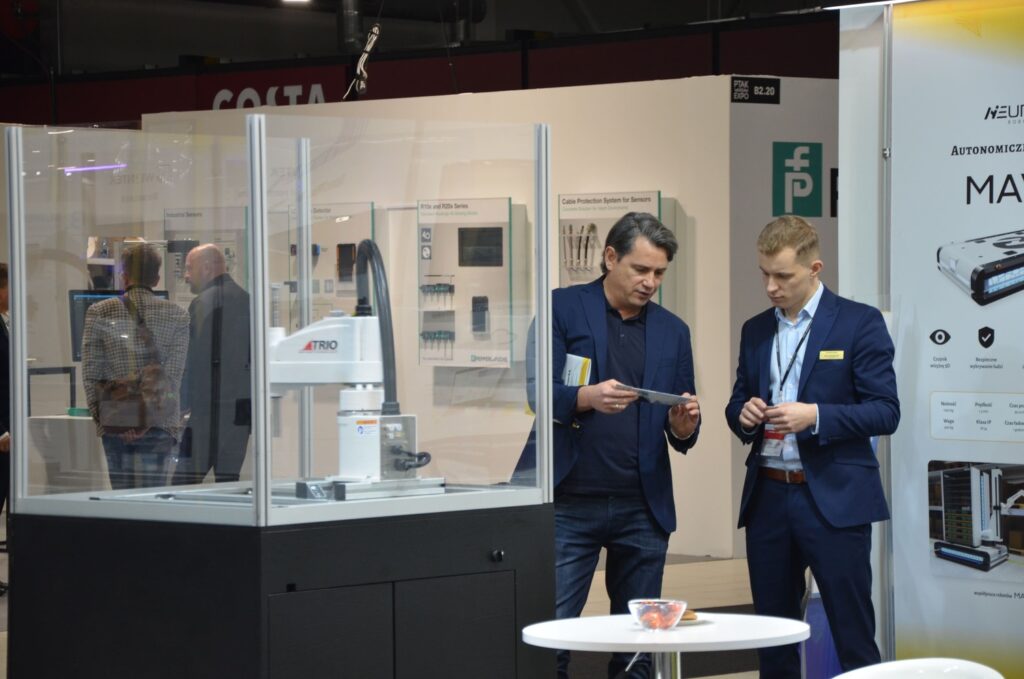 Roboty Scara na Warsaw Industry Week