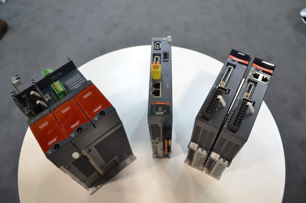 serwozmaczniacze DX4 na Warsaw Industry Week