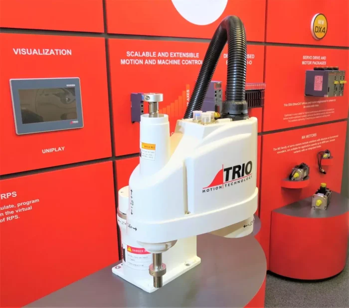 Jak zintegrować robota z maszyną_4 (2)